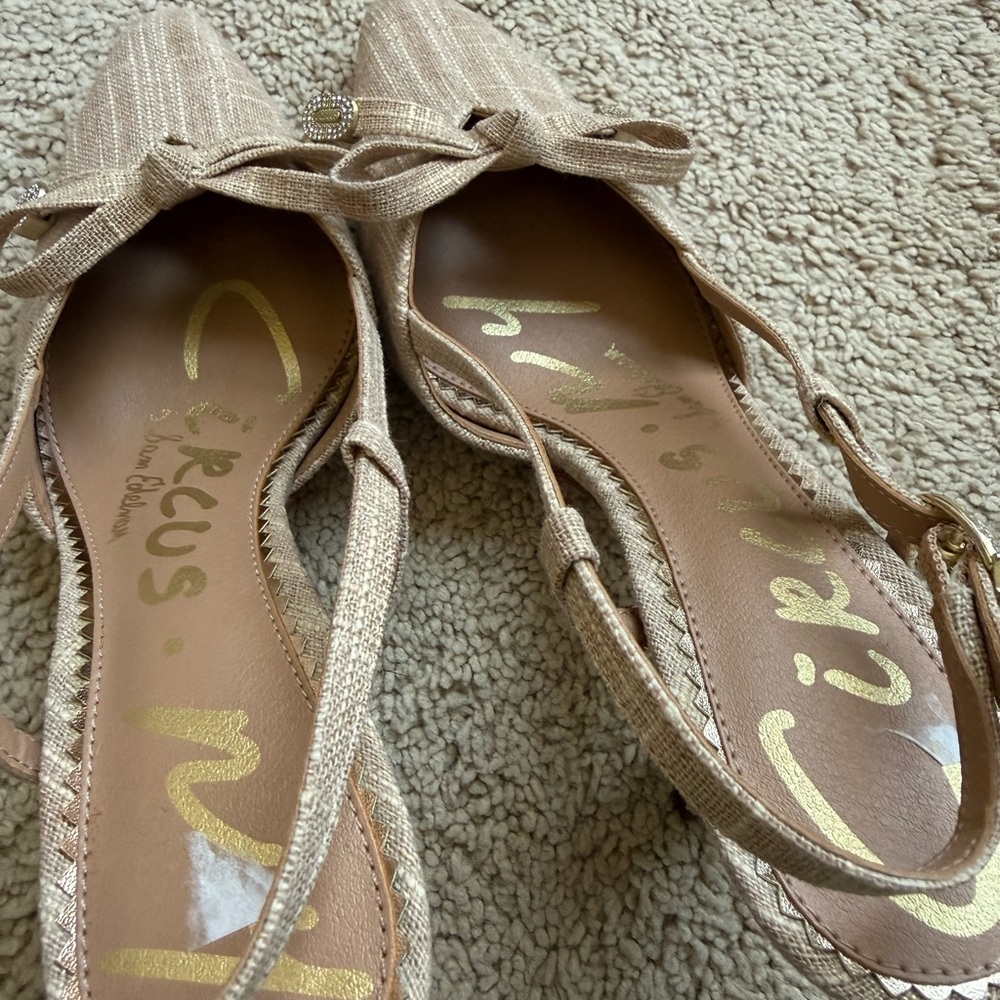 Circus by Sam Edelman Beige Bow Pointed Slingback Heels - Picture 7 of 9